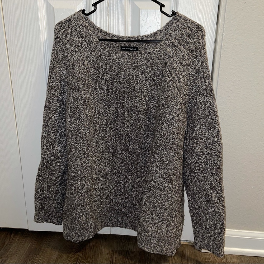American Eagle Sweater
